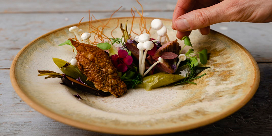 İzmir'de Lezzet Turu: Eurauto.de ile Gastronomi Yolculuğu Rehberi